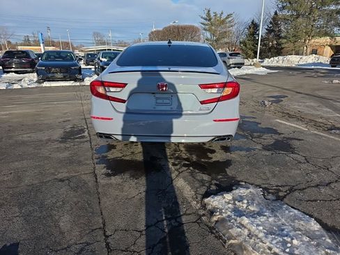 Used 2022 Honda Accord Sport Special Edition image 6