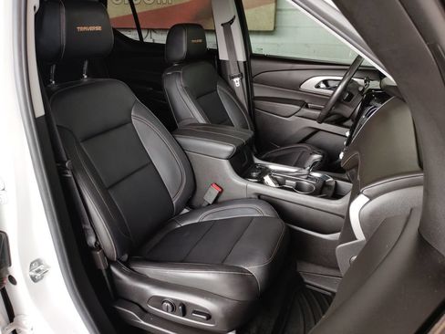 Used 2020 Chevrolet Traverse RS AWD/4WD image 13