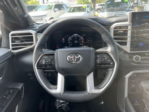 Used 2023 Toyota Tundra Platinum AWD/4WD image 16