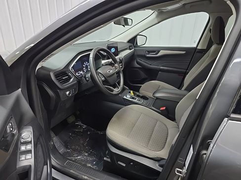 Certified 2022 Ford Escape SE w/ Cold Weather Package AWD/4WD image 32