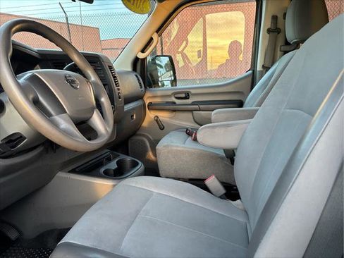 Used 2012 Nissan NV 3500 S image 5