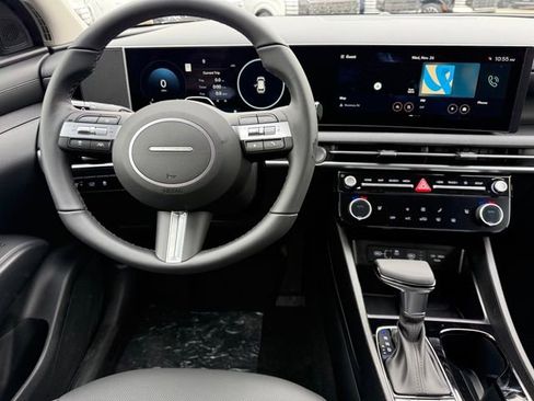 New 2026 Hyundai Tucson SEL image 18