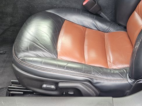 Used 2010 Chevrolet Corvette Convertible w/ Preferred Equipment Group image 27