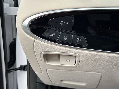 Used 2026 Genesis GV70 2.5T Advanced image 27