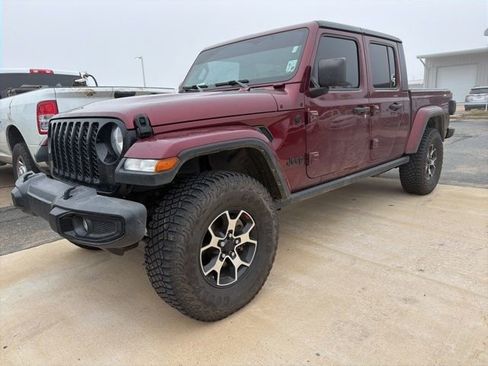 Used 2021 Jeep Gladiator Sport image 2