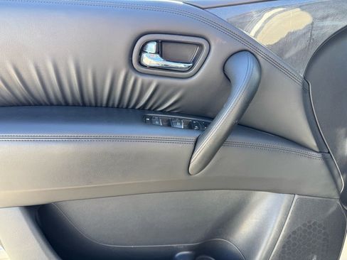 Used 2024 Nissan Armada SV image 14