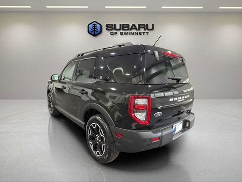 Used 2025 Ford Bronco Sport Outer Banks image 3