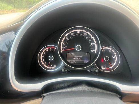 Used 2013 Volkswagen Beetle 2.5 FWD image 5