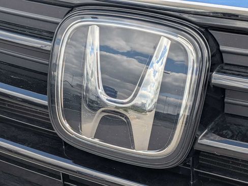 Certified 2024 Honda Odyssey Elite image 10