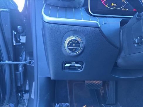 New 2026 Mercedes-Benz C 300 Sedan image 33