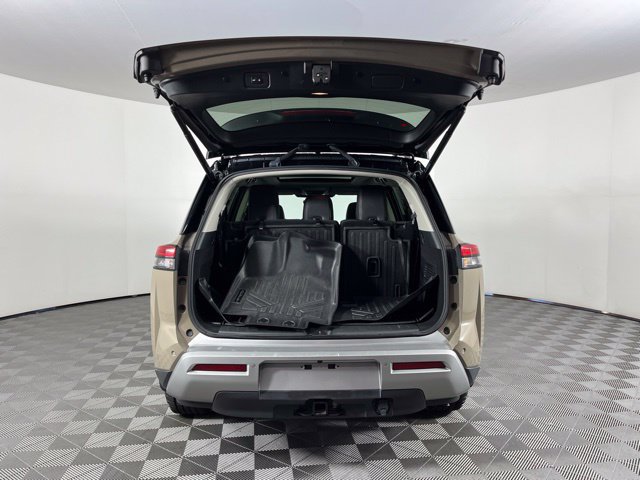 Used 2023 Nissan Pathfinder Platinum w/ Cargo Package AWD/4WD image 52