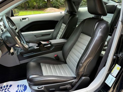 Used 2007 Ford Mustang GT RWD image 36