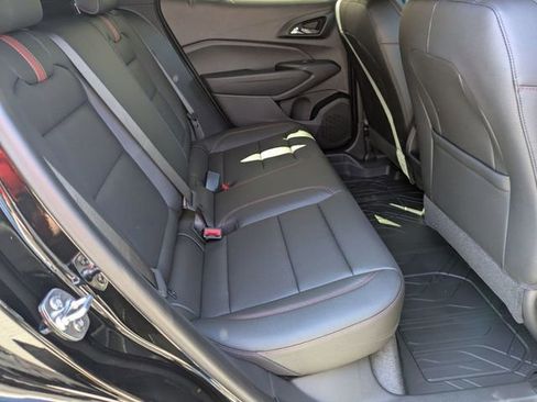 New 2026 Chevrolet Trax RS w/ Sunroof Package FWD image 32