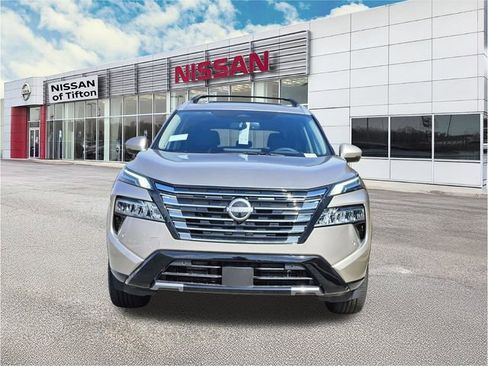 New 2026 Nissan Rogue Platinum w/ Platinum Premium Package image 2
