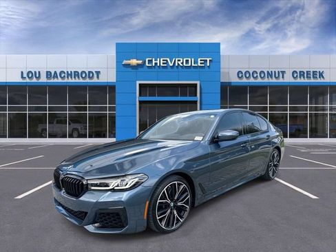 Used 2023 BMW 540i w/ M Sport Package RWD image 4