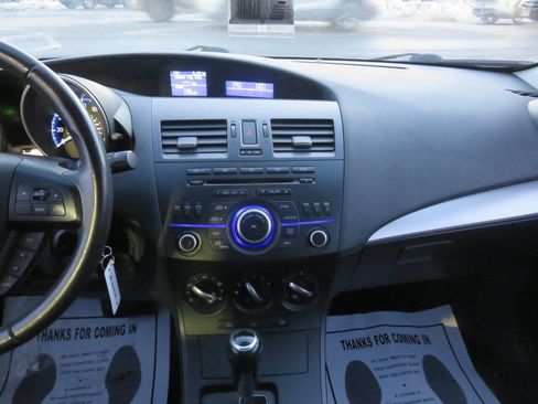 Used 2012 MAZDA MAZDA3 i Touring image 16