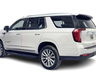 Used 2021 GMC Yukon SLT w/ SLT Luxury Plus Package