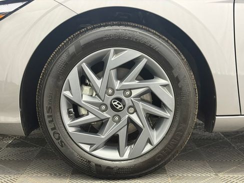Used 2024 Hyundai Elantra SEL FWD image 33