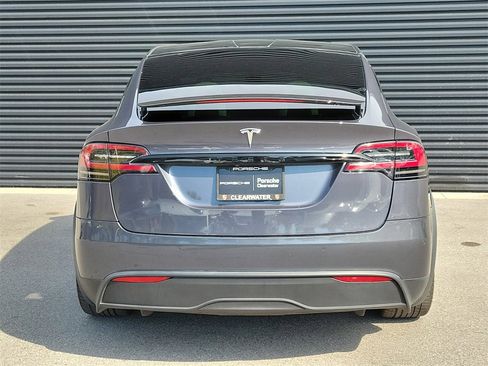 Used 2023 Tesla Model X image 4