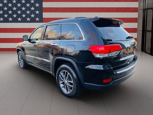 Used 2017 Jeep Grand Cherokee Limited RWD image 13