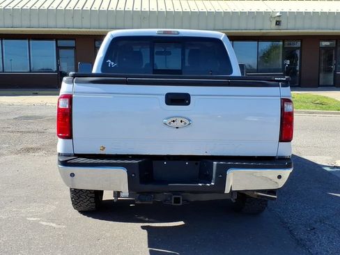 Used 2013 Ford F250 Lariat w/ Chrome Pkg AWD/4WD image 4