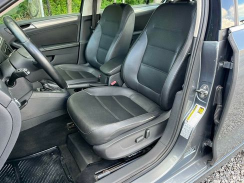 Used 2014 Volkswagen Jetta TDI FWD image 40