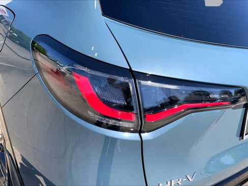 Used 2023 Honda HR-V EX-L image 27