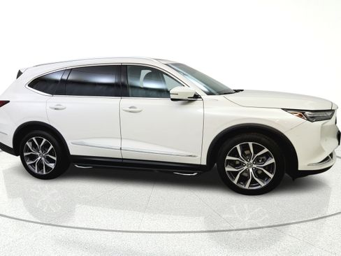 Used 2023 Acura MDX SH-AWD w/ Technology Package image 8