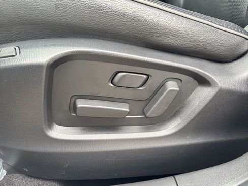 Used 2025 MAZDA CX-5 AWD 2.5 S w/ Preferred Package image 23