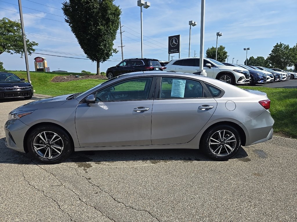 Used 2023 Kia Forte LXS FWD image 7