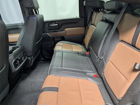 Used 2023 Chevrolet Silverado 2500 High Country w/ Z71 Off-Road Package image 15