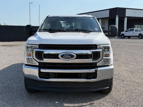 Used 2022 Ford F250 XL w/ Power Equipment Group AWD/4WD image 2