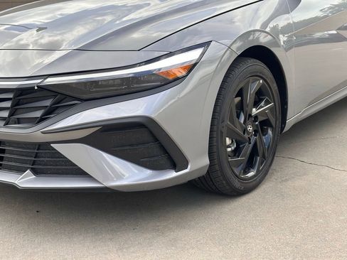 Certified 2026 Hyundai Elantra Sport image 9
