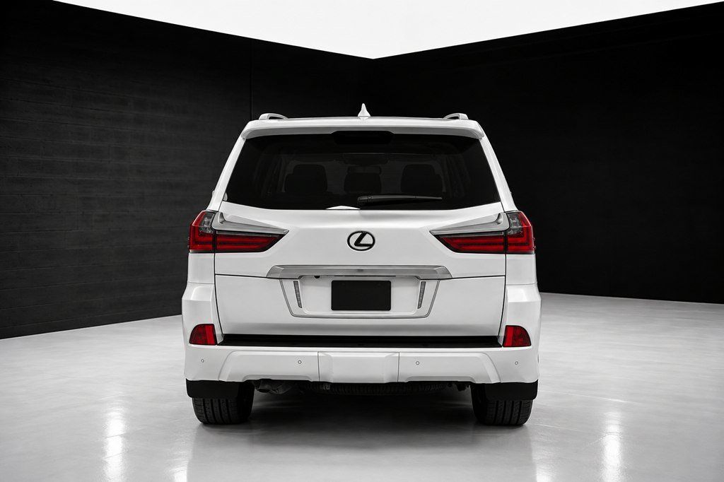 Used 2020 Lexus LX 570 4WD w/ Luxury Package image 6