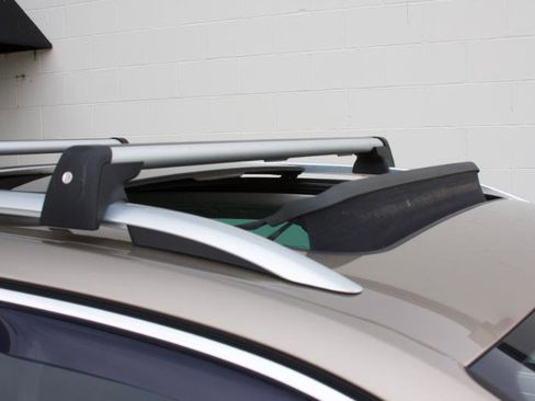 Used 2016 Volkswagen Touareg TDI image 5