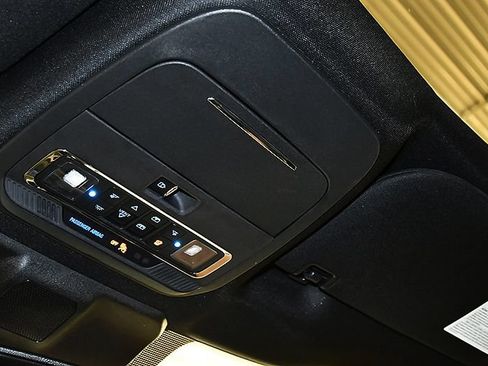 Used 2021 Ford F150 Lariat w/ Equipment Group 502A High AWD/4WD image 27