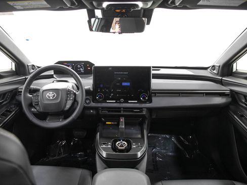 Certified 2026 Toyota bZ AWD/4WD image 17