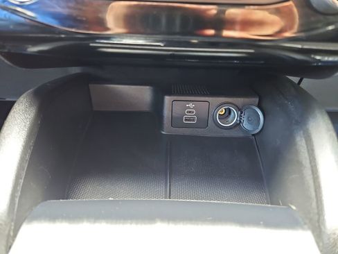 Used 2024 Ford Escape SE FWD image 21