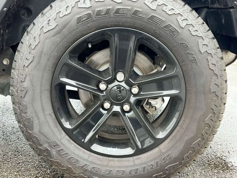 Used 2020 Jeep Wrangler Unlimited Sport S AWD/4WD image 14