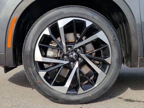 Used 2024 Mitsubishi Outlander SE image 9