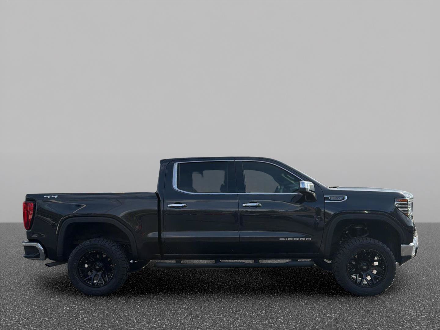 Certified 2025 GMC Sierra 1500 SLT AWD/4WD image 4