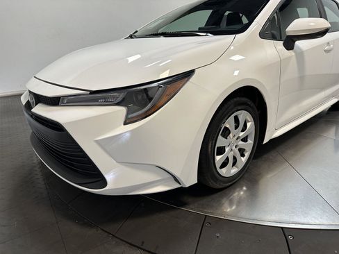 Used 2025 Toyota Corolla LE FWD image 7