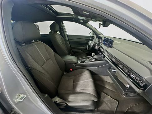 Used 2023 Honda Accord Sport image 27