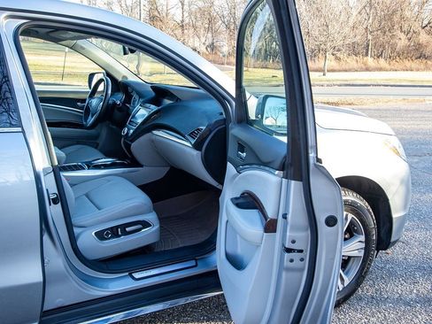 Used 2019 Acura MDX SH-AWD image 17