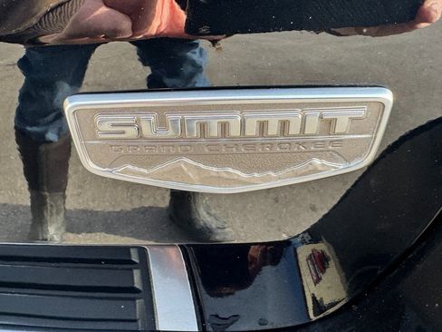 Used 2019 Jeep Grand Cherokee Summit image 53
