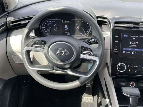 Used 2023 Hyundai Tucson SE AWD/4WD image 11