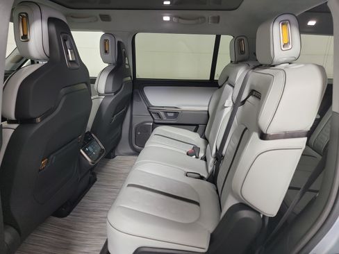 Used 2024 Rivian R1S Adventure AWD/4WD image 21