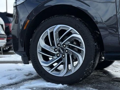 Used 2025 Lincoln Navigator Reserve image 54