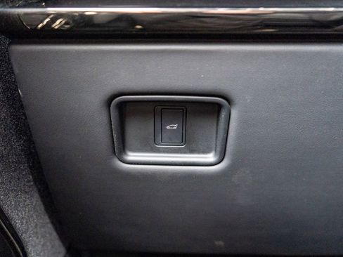 Used 2024 Land Rover Range Rover Sport Dynamic SE image 22