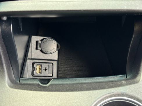 Used 2017 Toyota Camry SE FWD image 26
